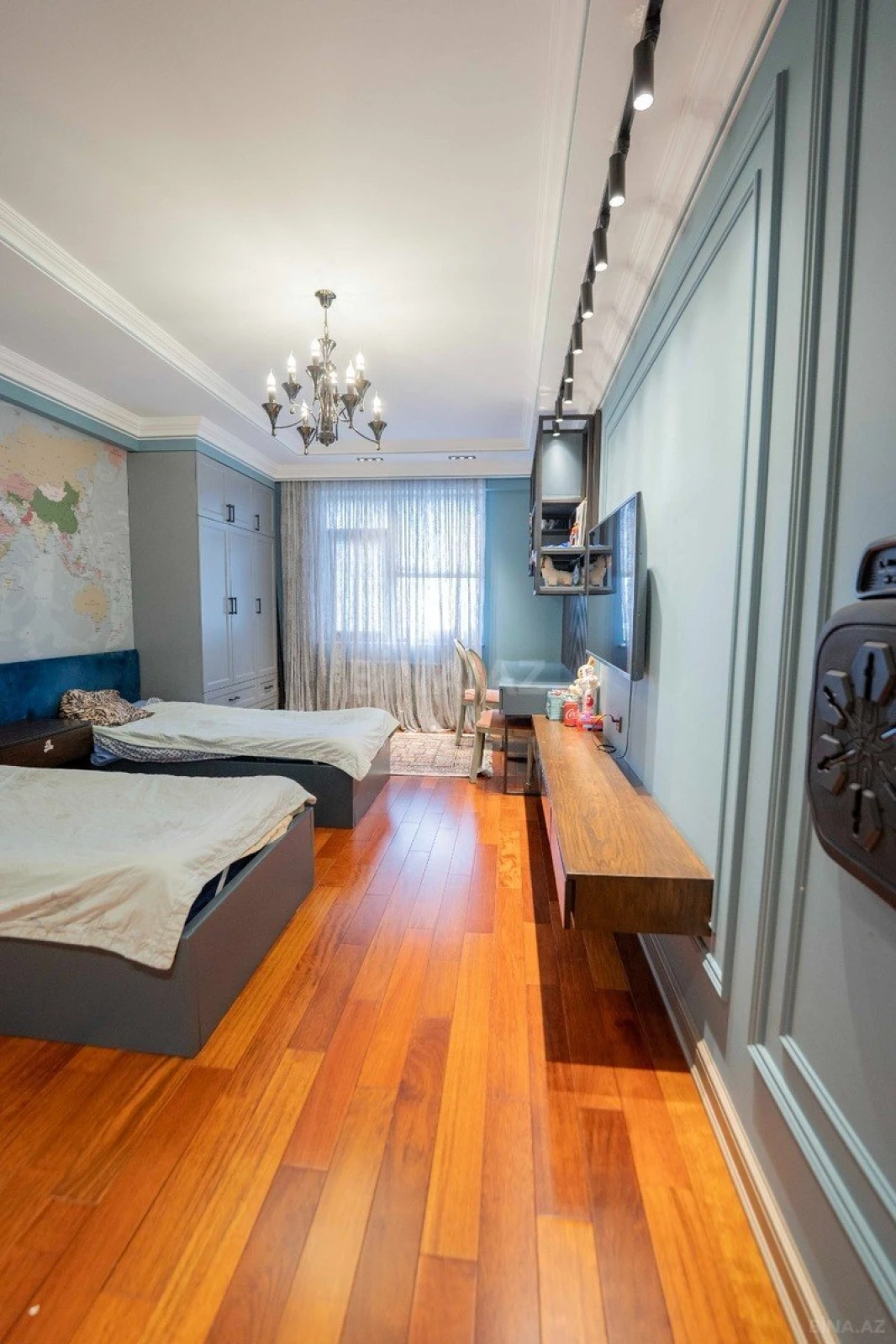 Satılır 3 otaqlı mənzil 160 m²