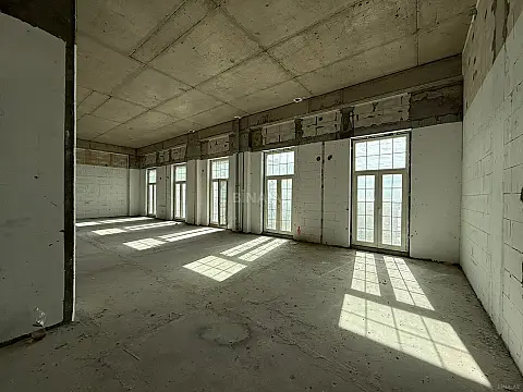 Kirayə verilir obyekt 147 m²