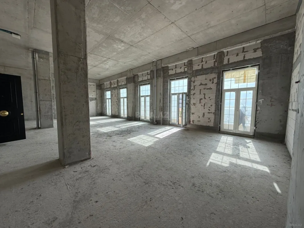 Kirayə verilir obyekt 147 m²