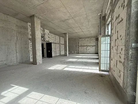 Kirayə verilir obyekt 147 m²