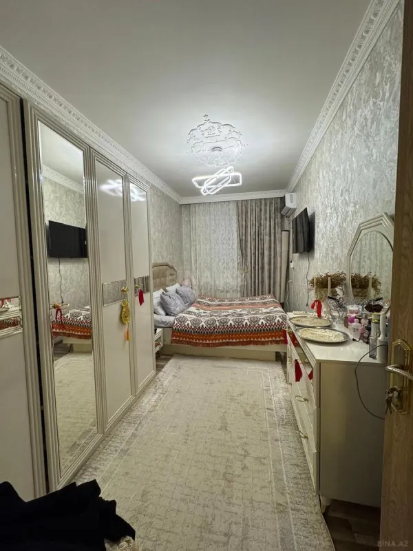 Satılır 2 otaqlı mənzil 60 m²