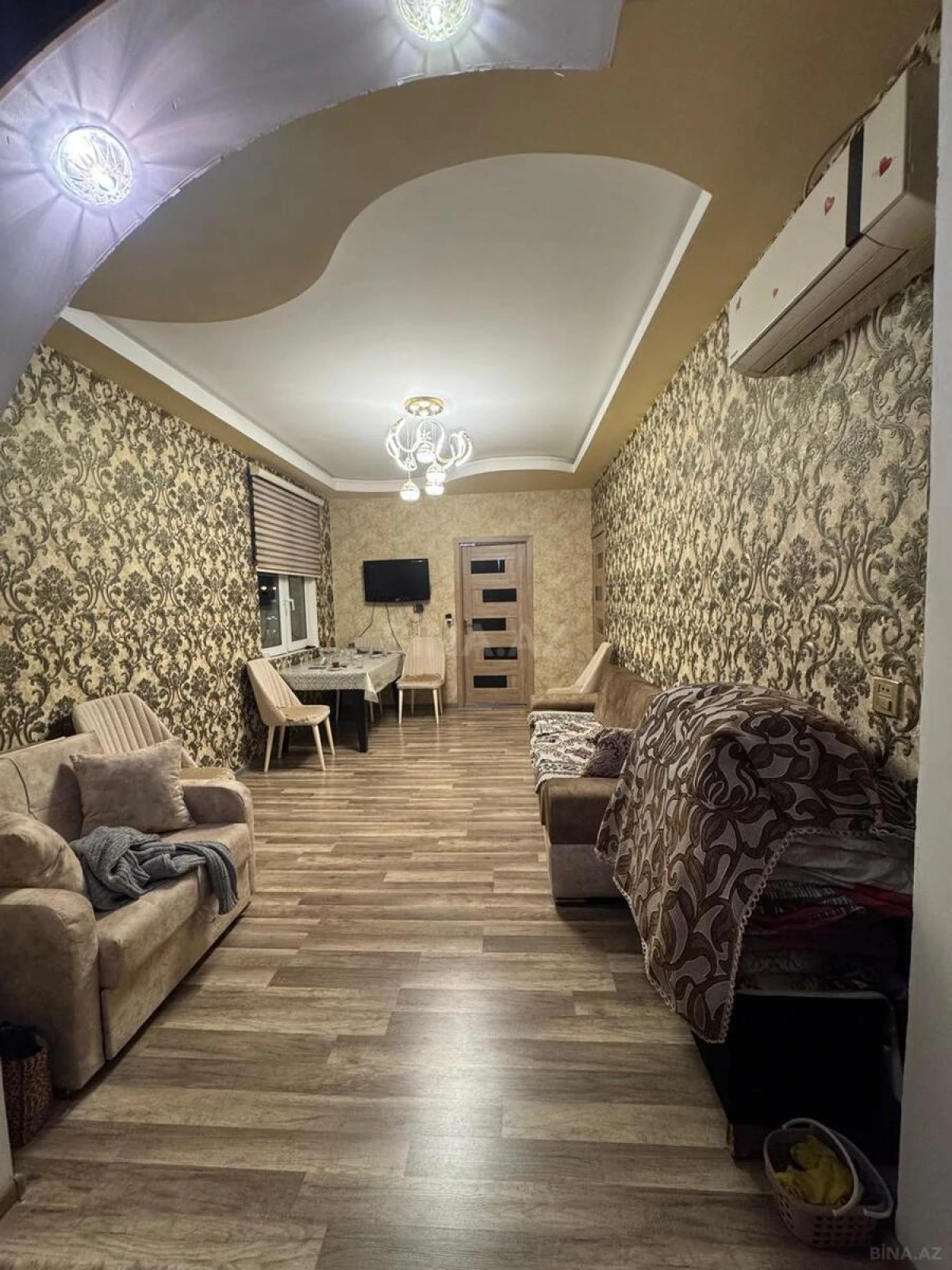 Satılır 2 otaqlı mənzil 60 m²