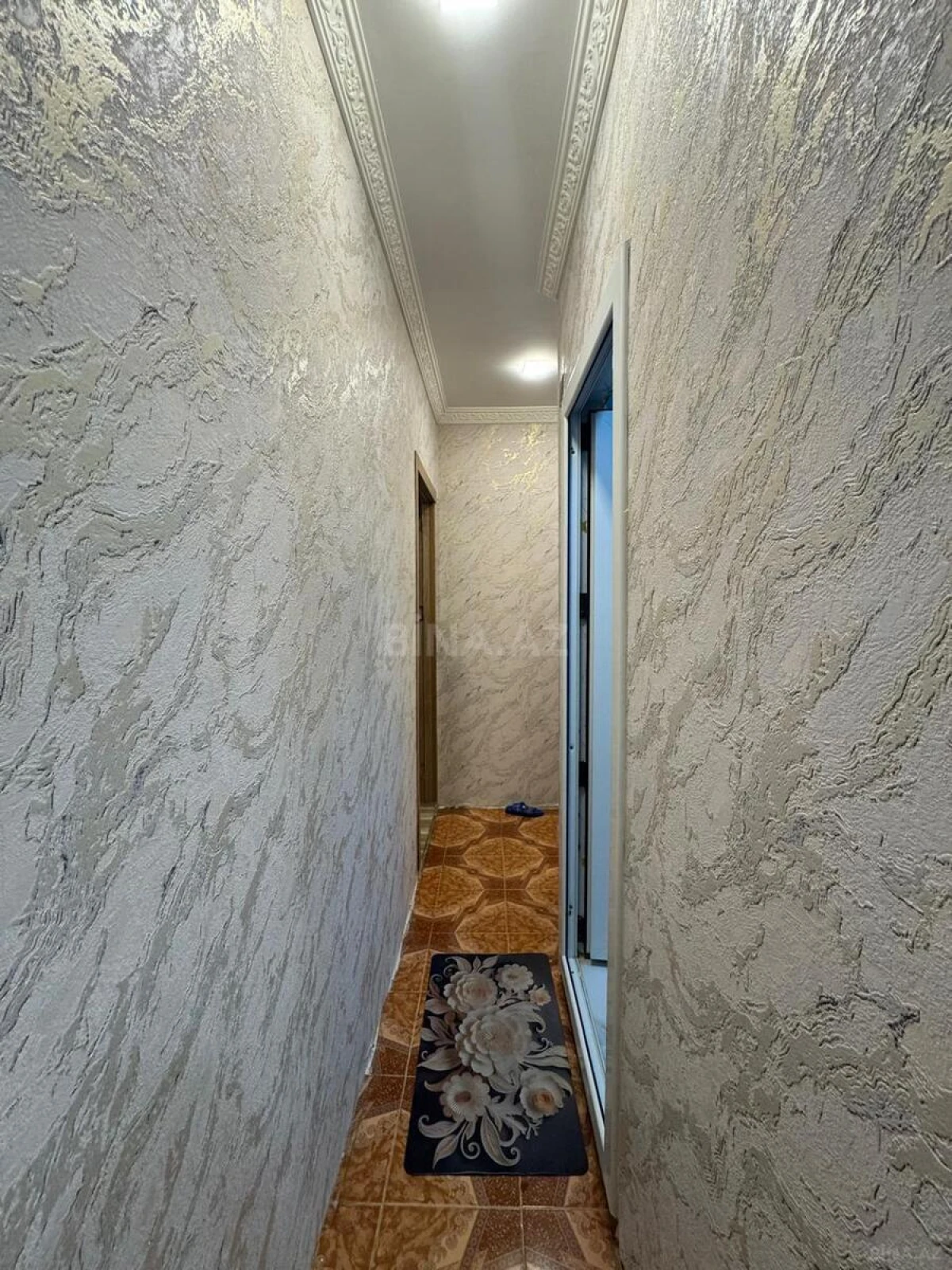 Satılır 2 otaqlı mənzil 60 m²