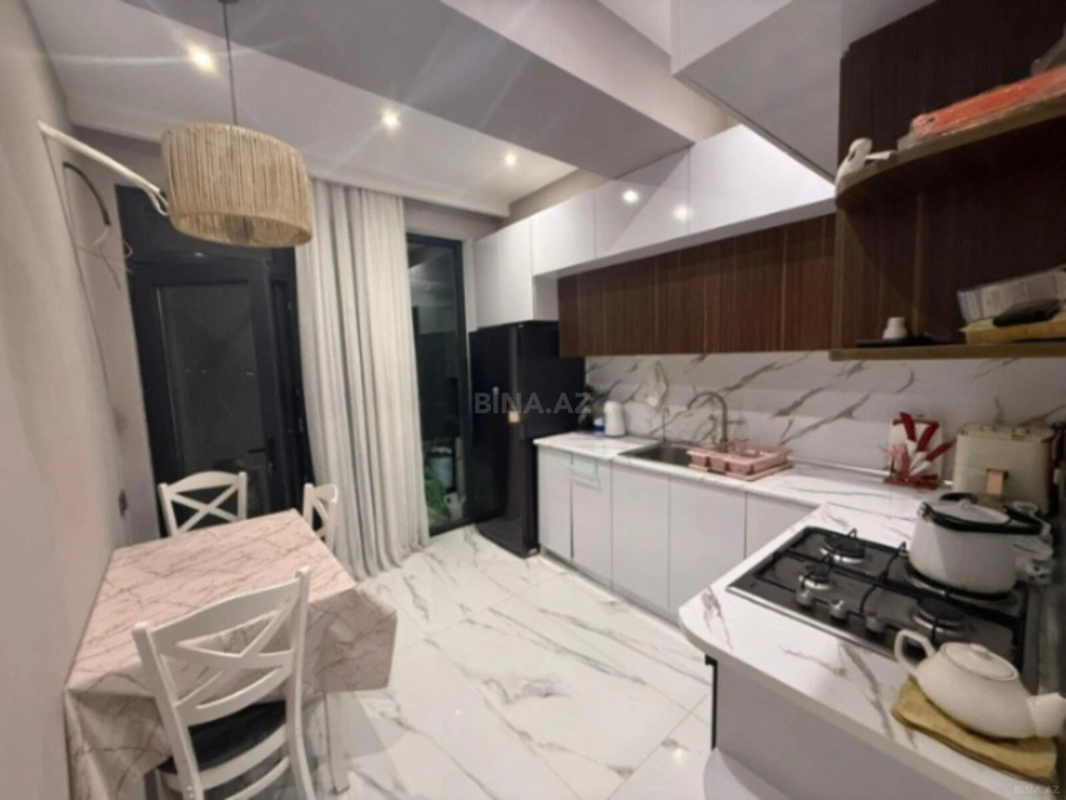 Satılır 3 otaqlı mənzil 90 m²