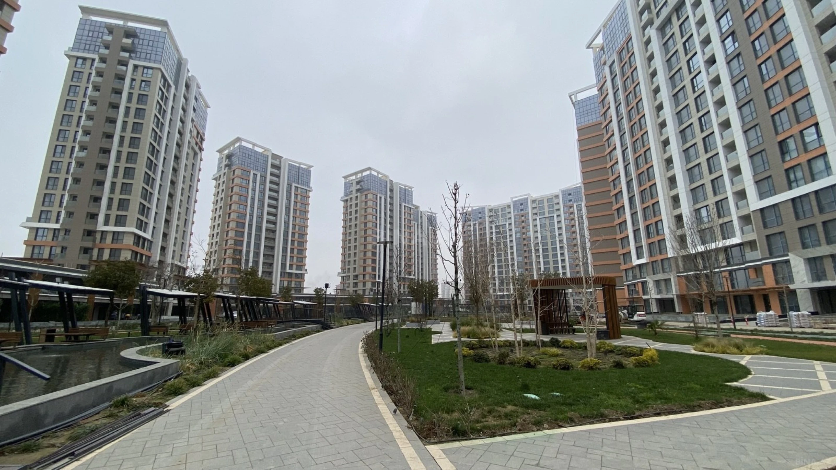 Kirayə verilir 3 otaqlı mənzil 76 m²