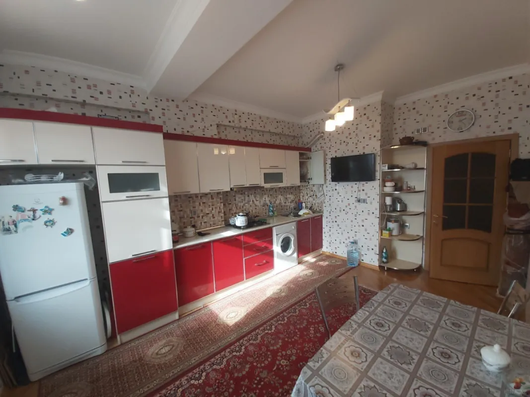 Satılır 3 otaqlı mənzil 78 m²