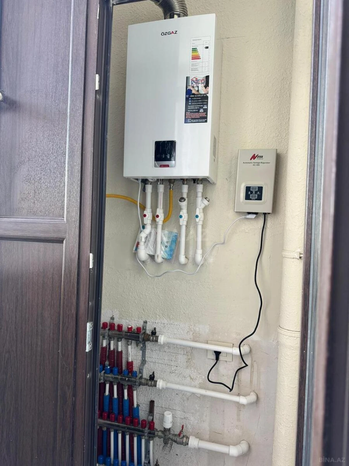 Satılır 3 otaqlı mənzil 140 m²