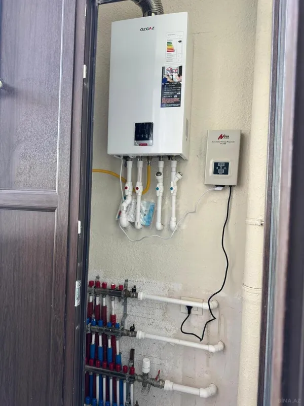 Satılır 3 otaqlı mənzil 140 m²