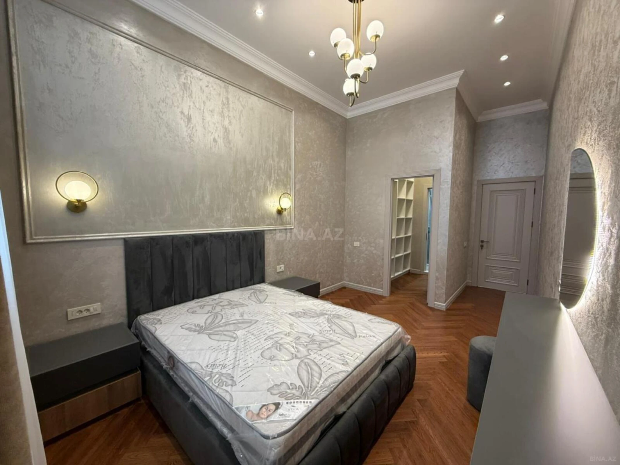 Satılır 3 otaqlı mənzil 140 m²