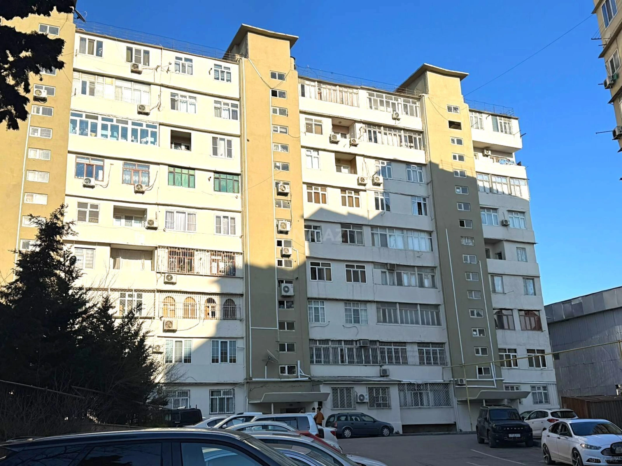 Satılır 2 otaqlı mənzil 60 m²