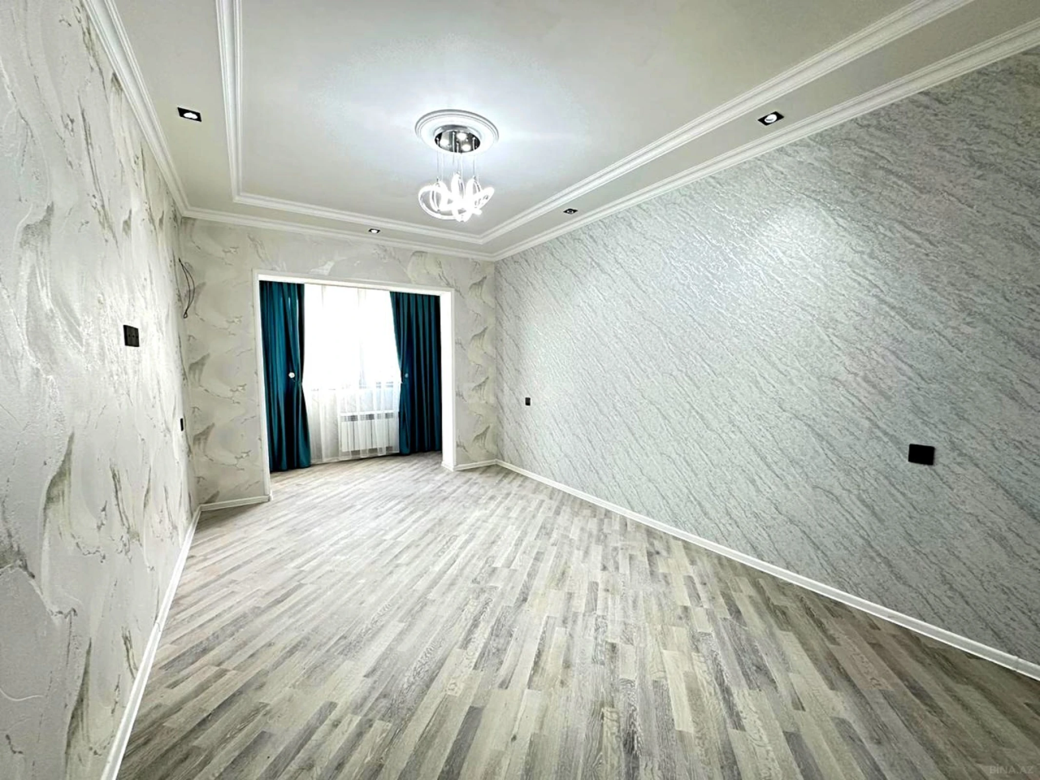 Satılır 2 otaqlı mənzil 60 m²