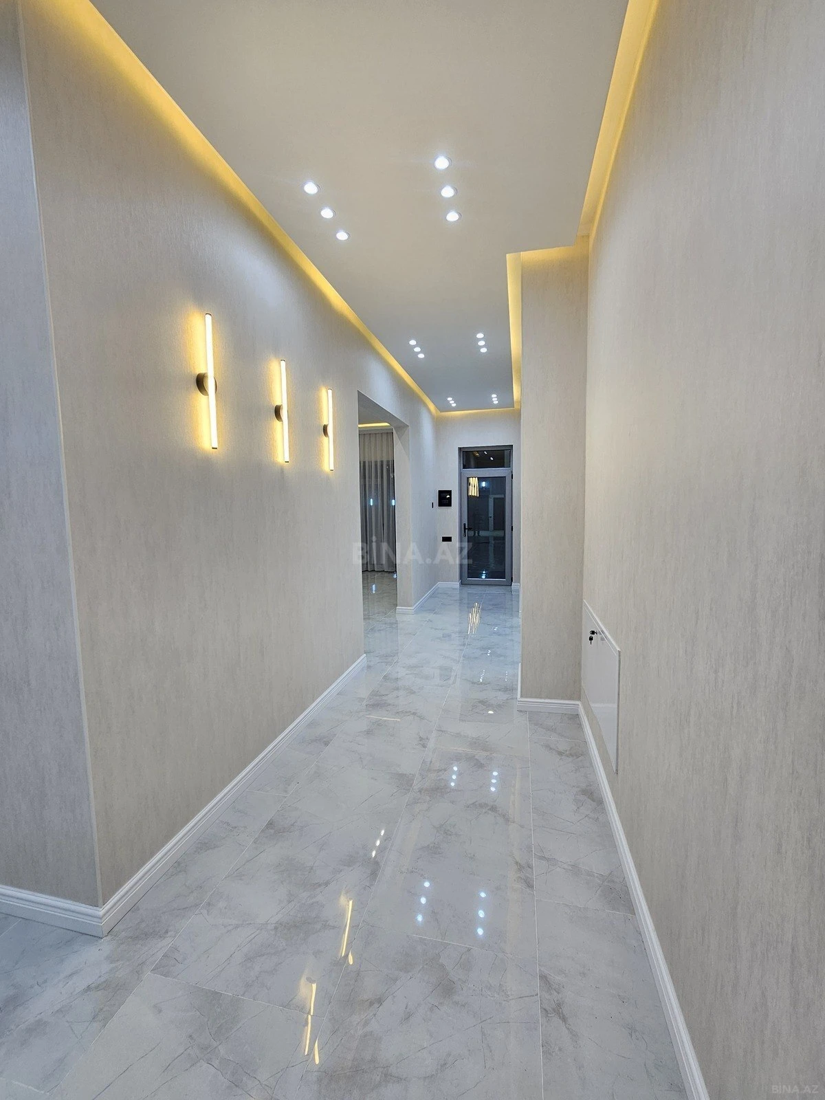 Satılır 4 otaqlı həyət evi 170 m²