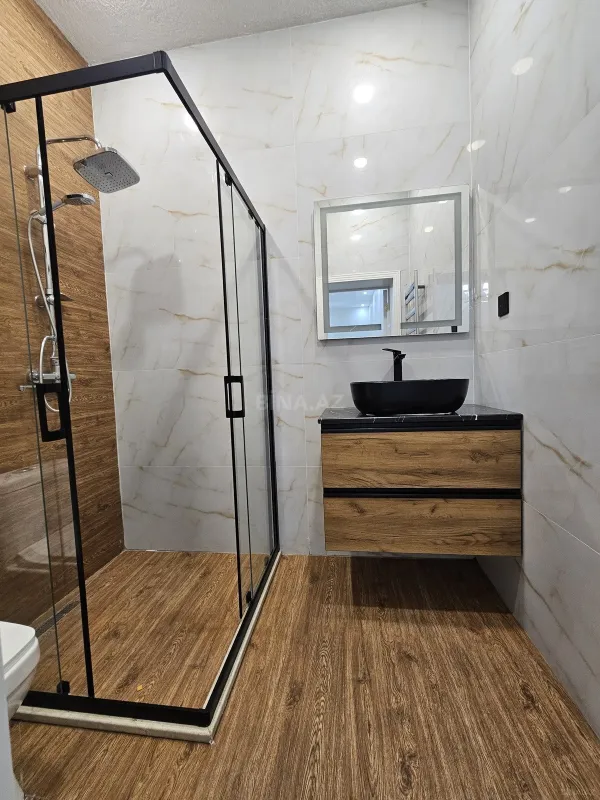 Satılır 4 otaqlı həyət evi 170 m²