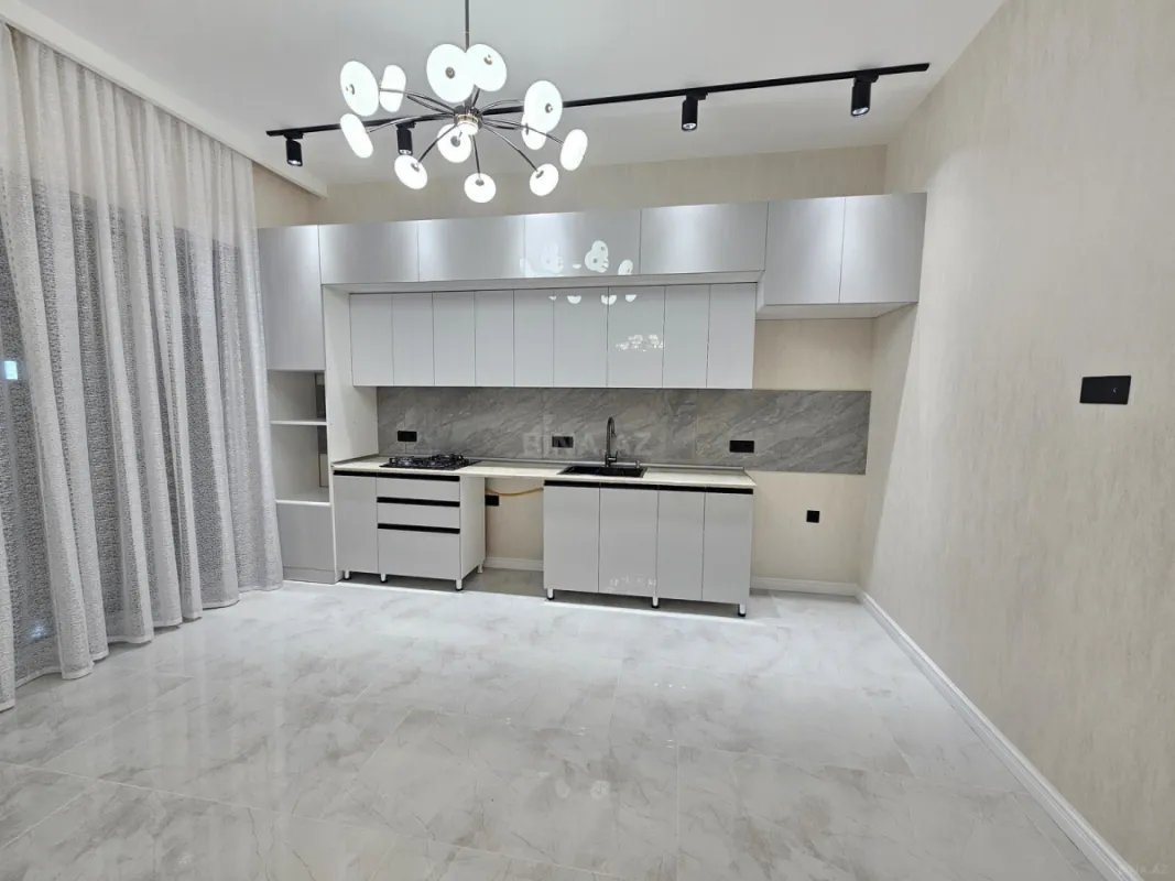 Satılır 4 otaqlı həyət evi 170 m²