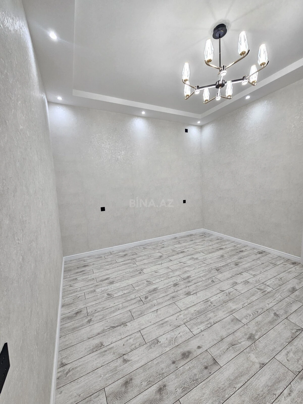 Satılır 4 otaqlı həyət evi 170 m²
