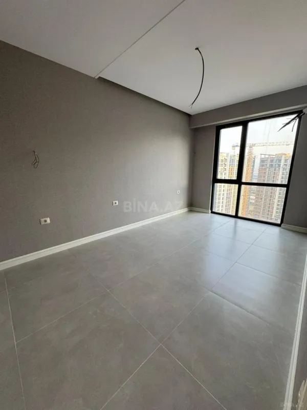 Satılır 2 otaqlı mənzil 68 m²