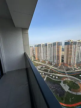 Satılır 2 otaqlı mənzil 68 m²