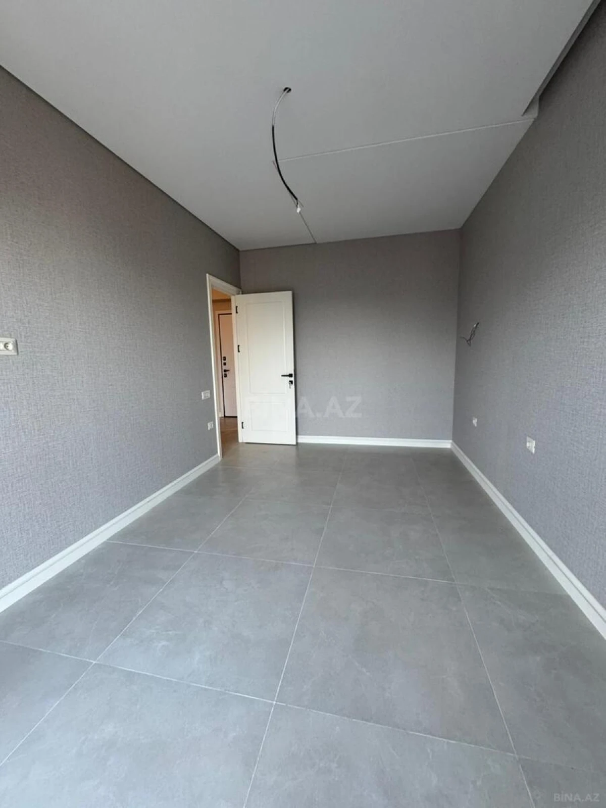 Satılır 2 otaqlı mənzil 68 m²