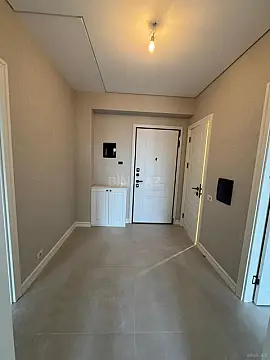 Satılır 2 otaqlı mənzil 68 m²