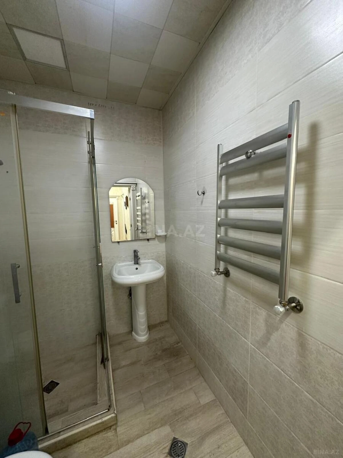 Satılır 2 otaqlı mənzil 88 m²