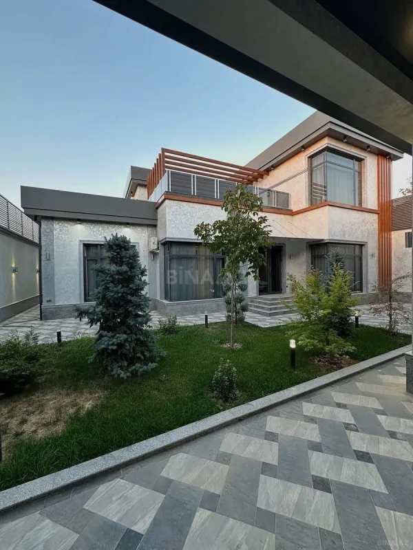 Kirayə verilir 4 otaqlı həyət evi 380 m²
