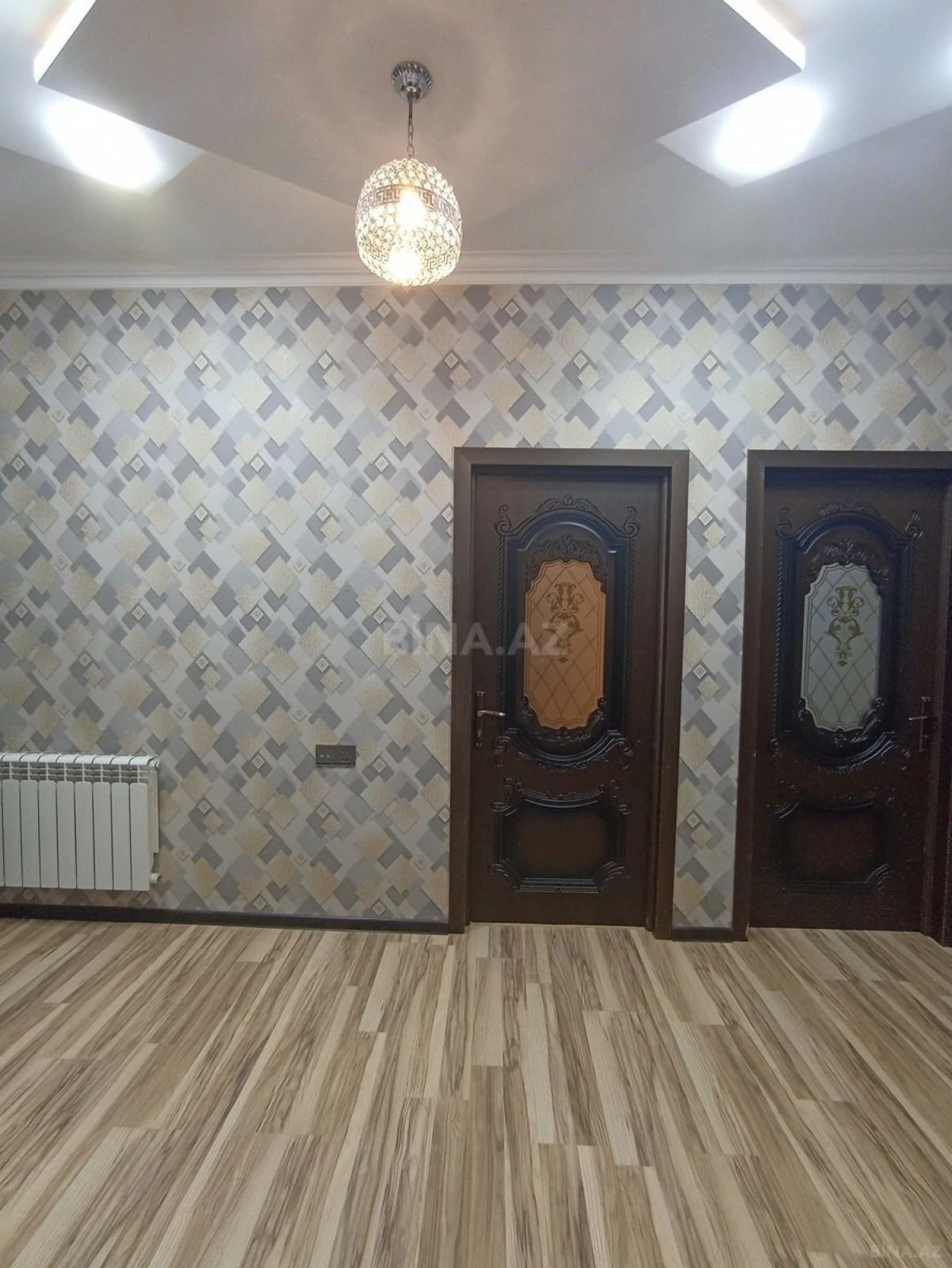 Kirayə verilir 2 otaqlı mənzil 100 m²