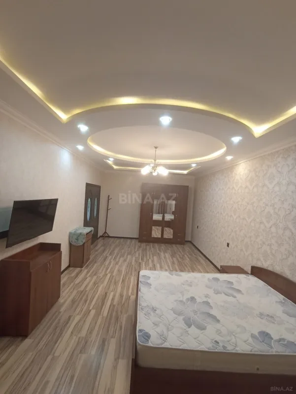 Kirayə verilir 2 otaqlı mənzil 100 m²