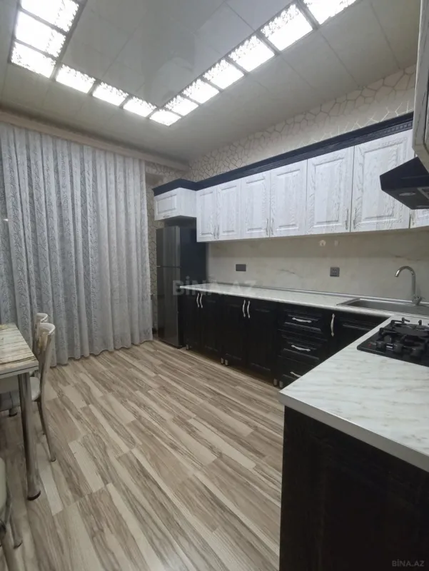 Kirayə verilir 2 otaqlı mənzil 100 m²