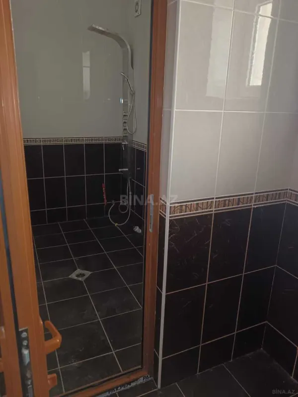 Satılır 8 otaqlı həyət evi 280 m²