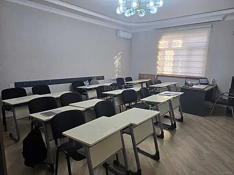 Kirayə verilir 6 otaqlı ofis 250 m²