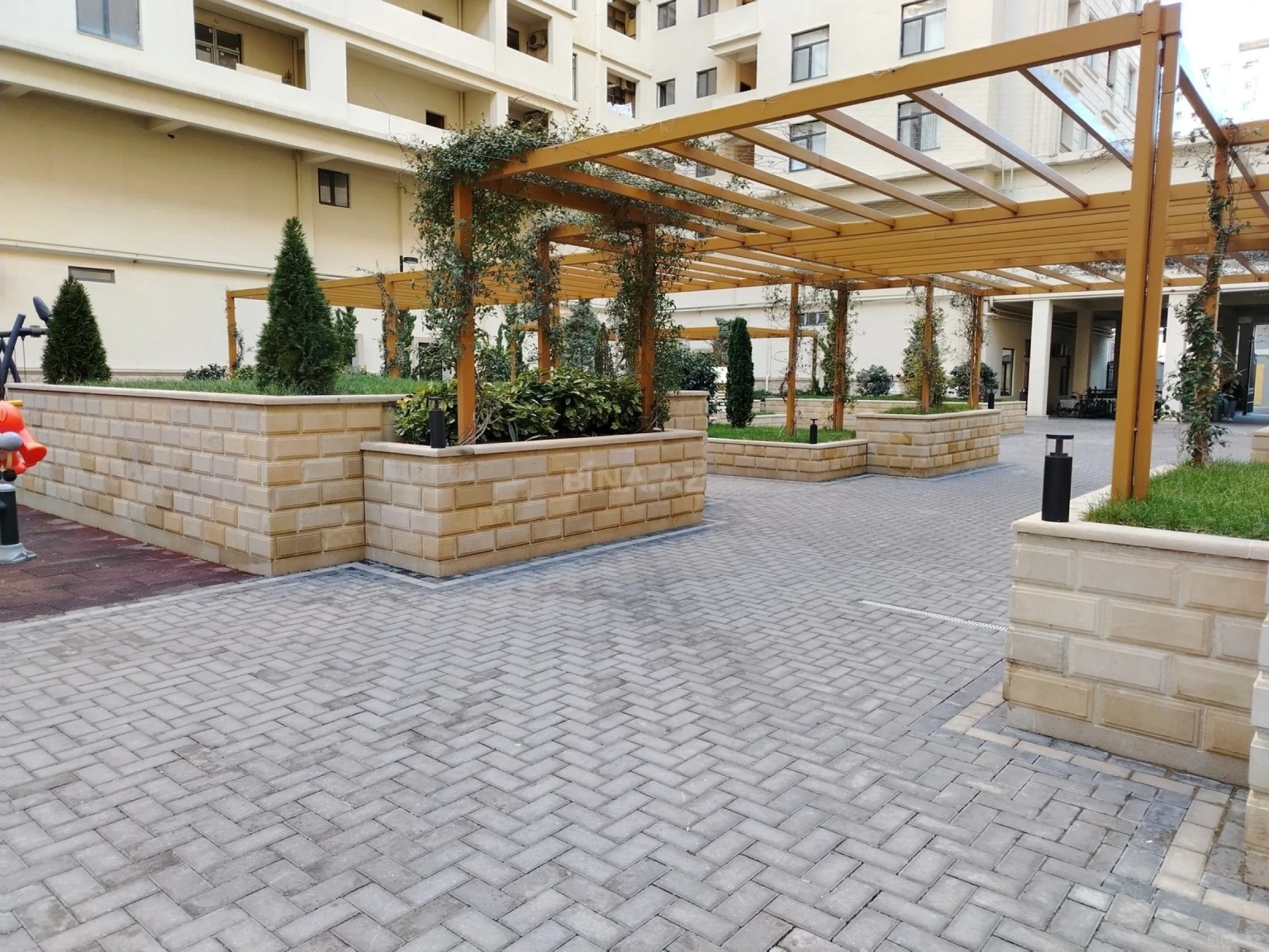 Satılır 2 otaqlı mənzil 51 m²