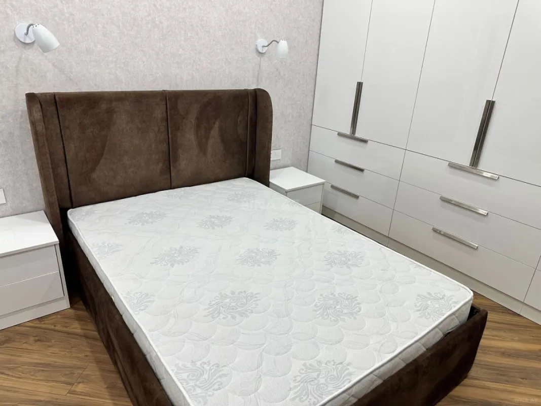 Kirayə verilir 2 otaqlı mənzil 65 m²