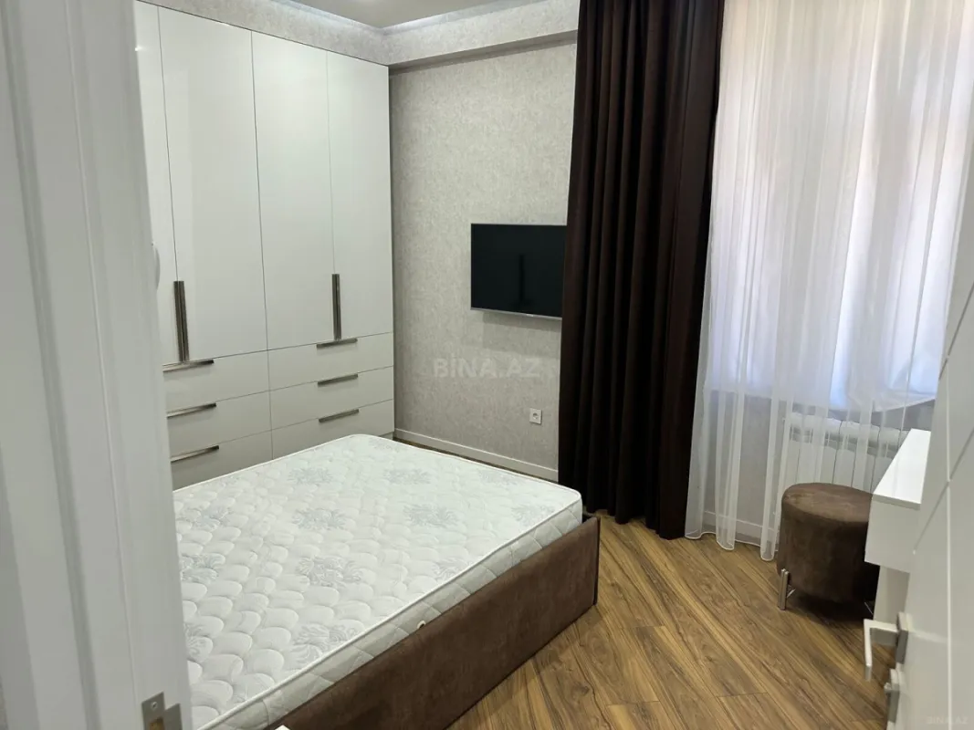 Kirayə verilir 2 otaqlı mənzil 65 m²