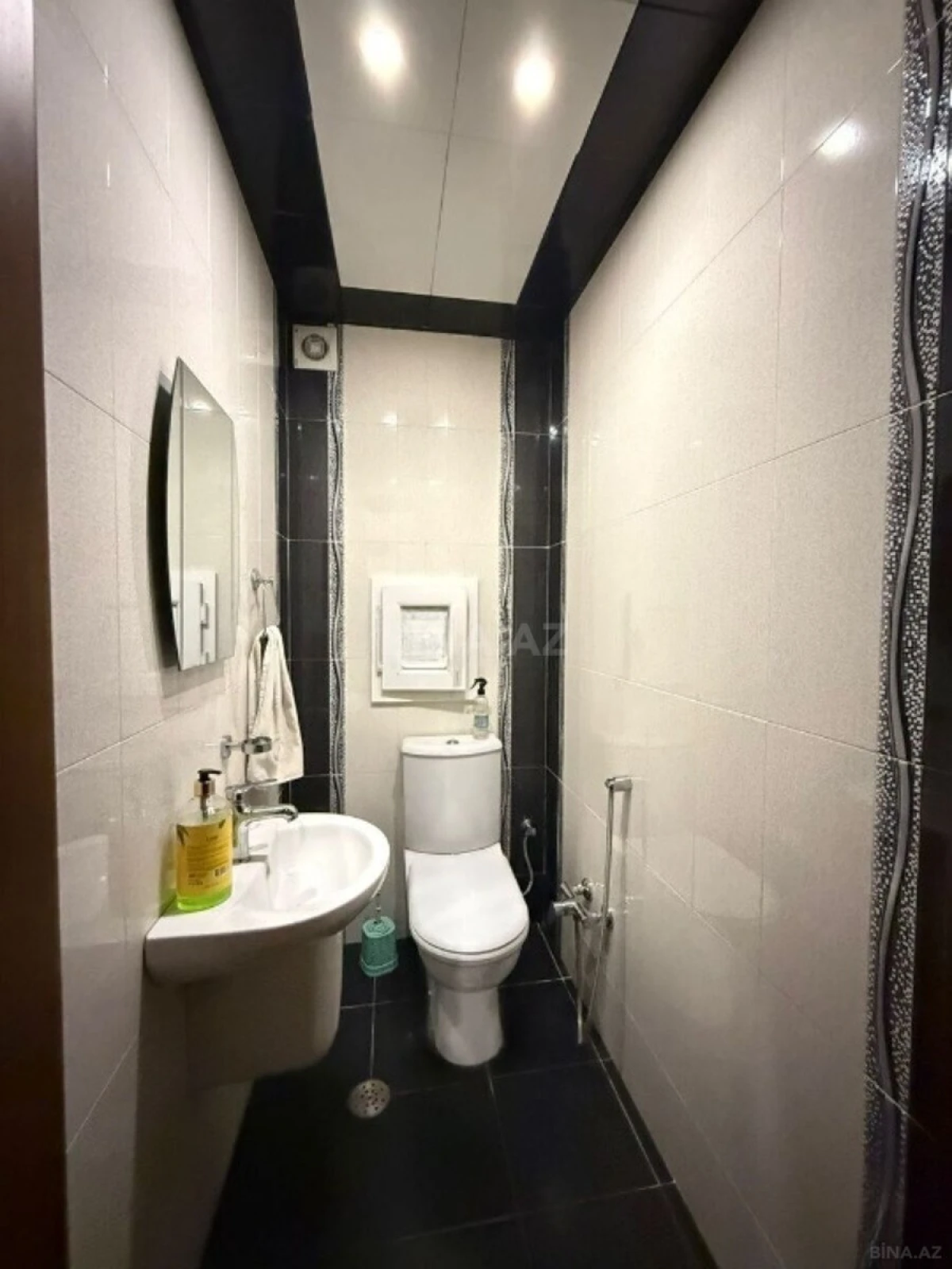 Satılır 3 otaqlı mənzil 102 m²