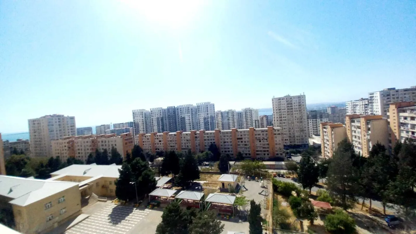 Satılır 2 otaqlı mənzil 75 m²
