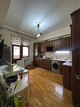 Satılır 2 otaqlı mənzil 64 m²