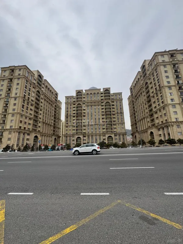 Satılır 2 otaqlı mənzil 64 m²