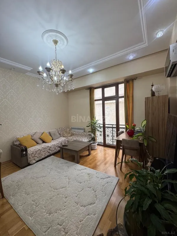 Satılır 2 otaqlı mənzil 64 m²