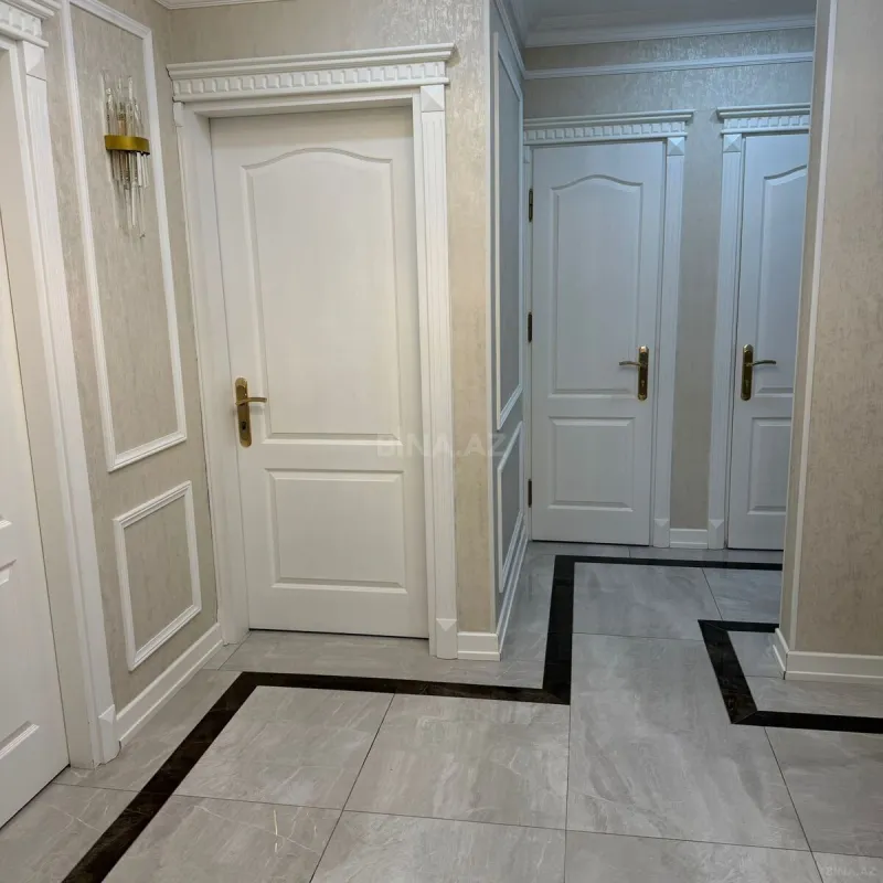 Satılır 3 otaqlı mənzil 100 m²