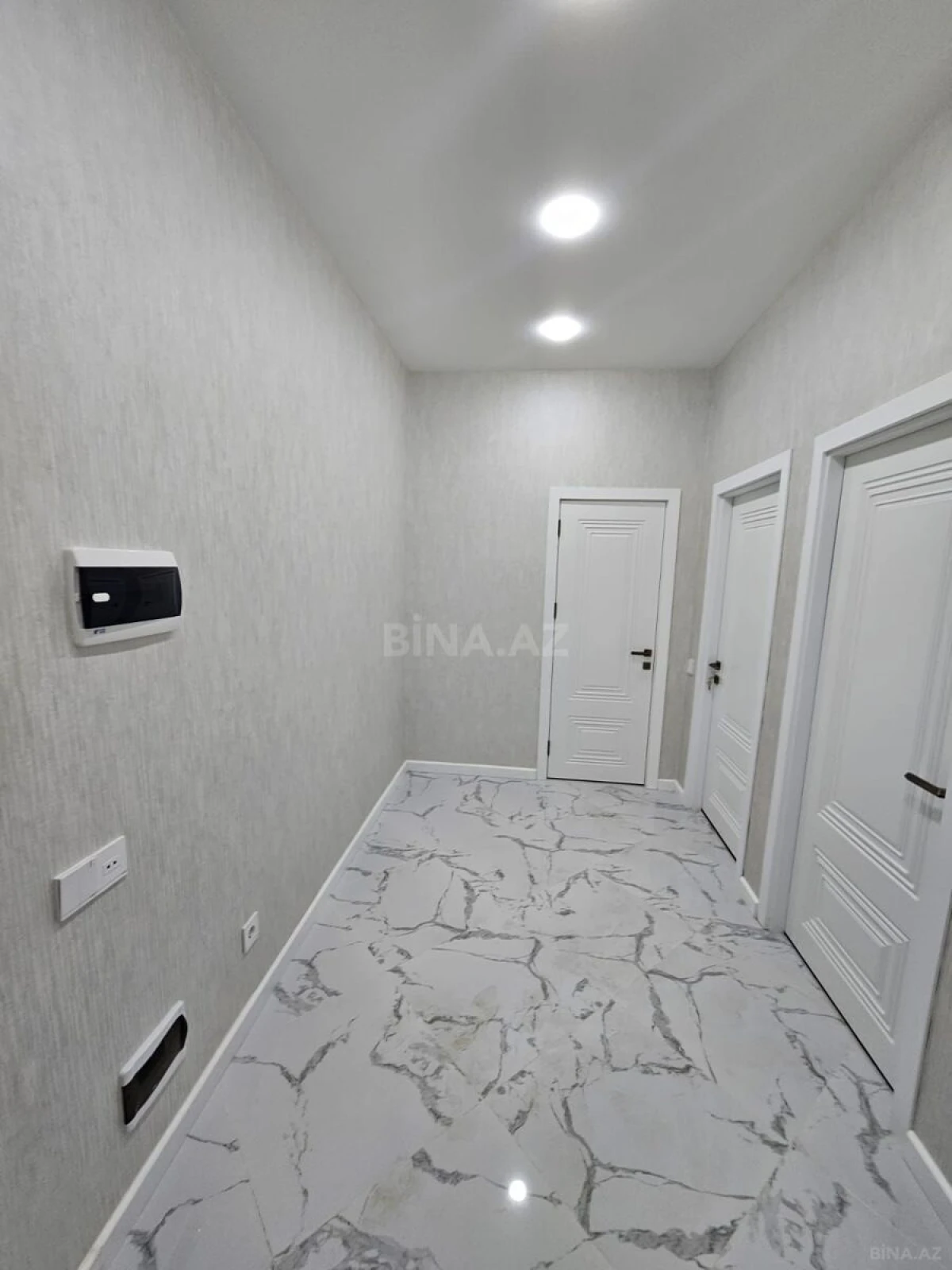 Satılır 2 otaqlı mənzil 58 m²