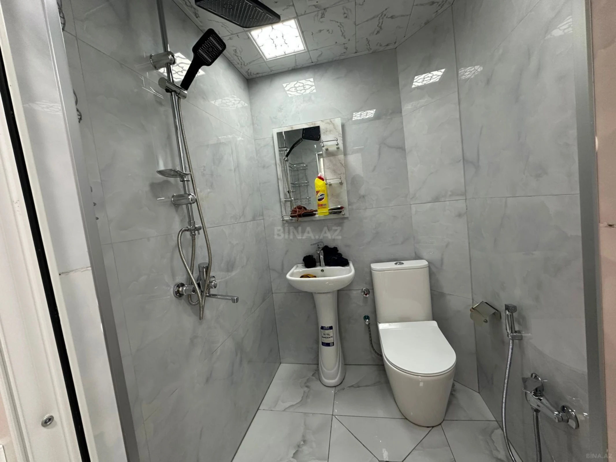 Satılır 2 otaqlı mənzil 55 m²