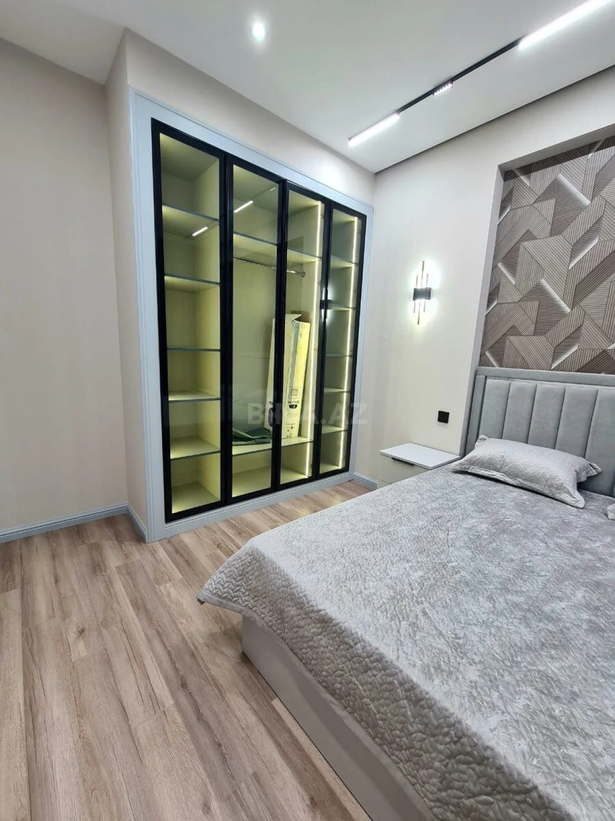 Satılır 3 otaqlı mənzil 85 m²