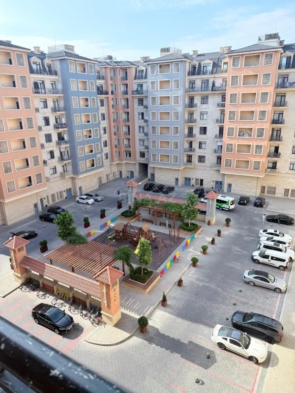 Satılır 2 otaqlı mənzil 56 m²