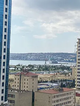 Kirayə verilir 3 otaqlı mənzil 114 m²