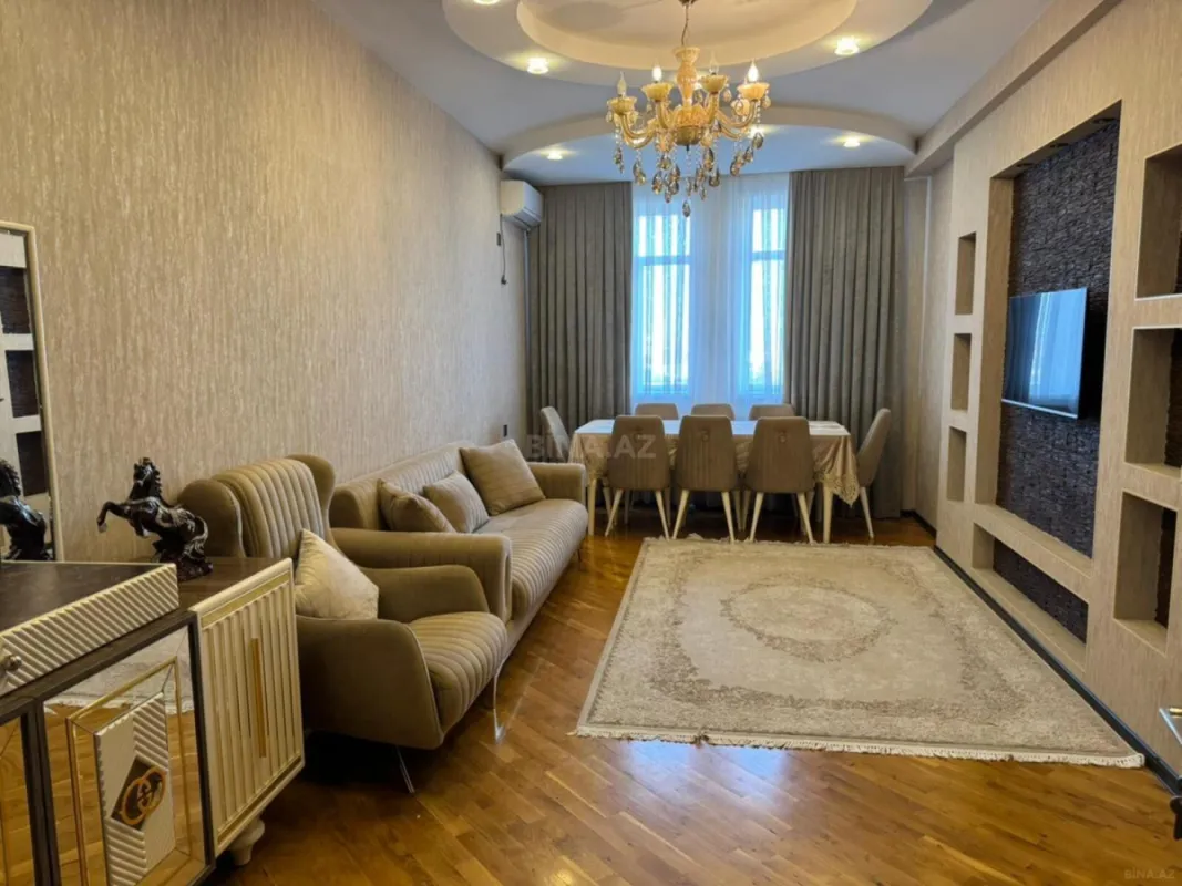 Satılır 3 otaqlı mənzil 92 m²