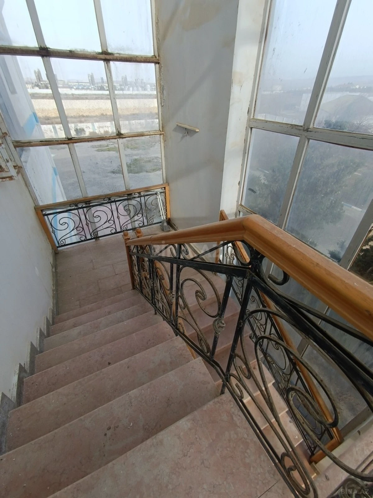 Kirayə verilir obyekt 1700 m²