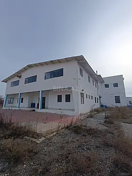 Kirayə verilir obyekt 1700 m²