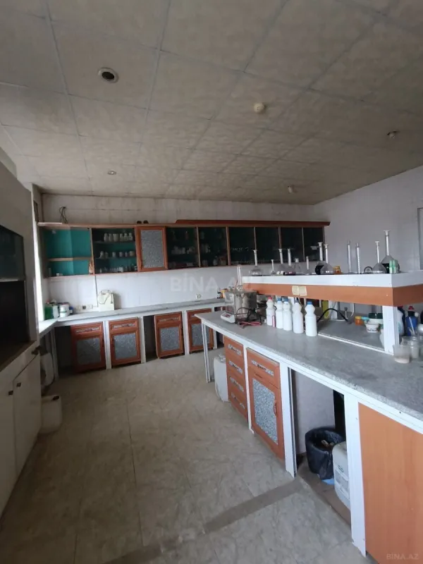 Kirayə verilir obyekt 1700 m²