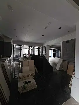 Satılır obyekt 650 m²