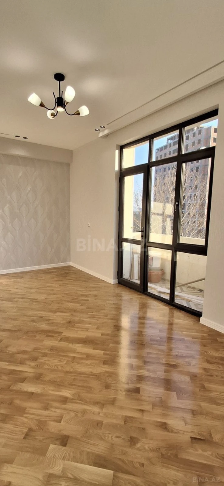 Satılır 3 otaqlı mənzil 86 m²